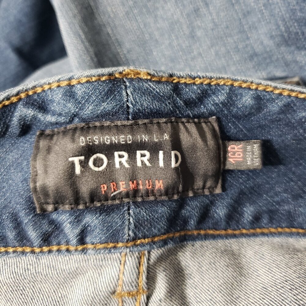 NWT Torrid Jegging Distressed Stretch Women's Size 16 R - Picture 3 of 8